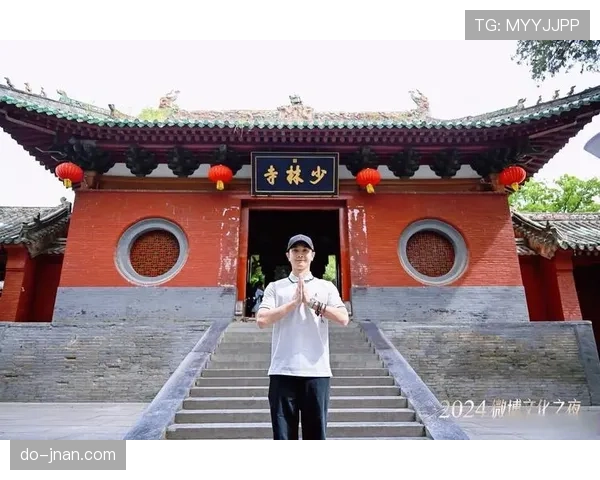 邢傲伟又换花样炫富了，这生活跟咱们差太多吧！